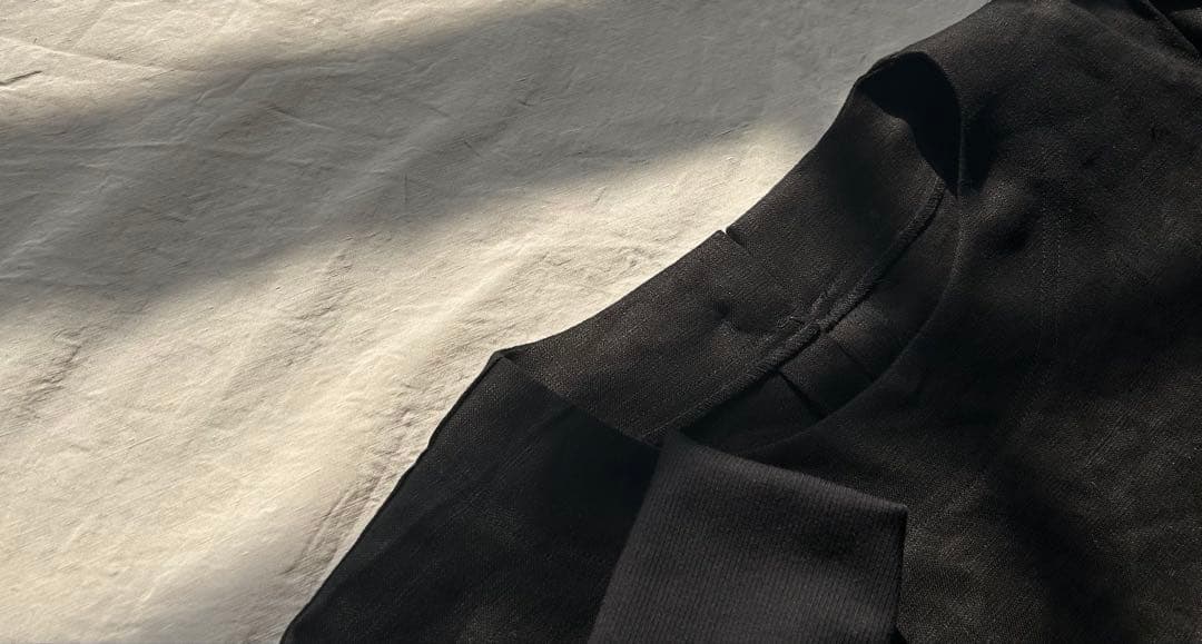 【上質linen 100%】しなやかでしっかりめ中厚〜厚地＊リブ袖口割烹着ワンピ