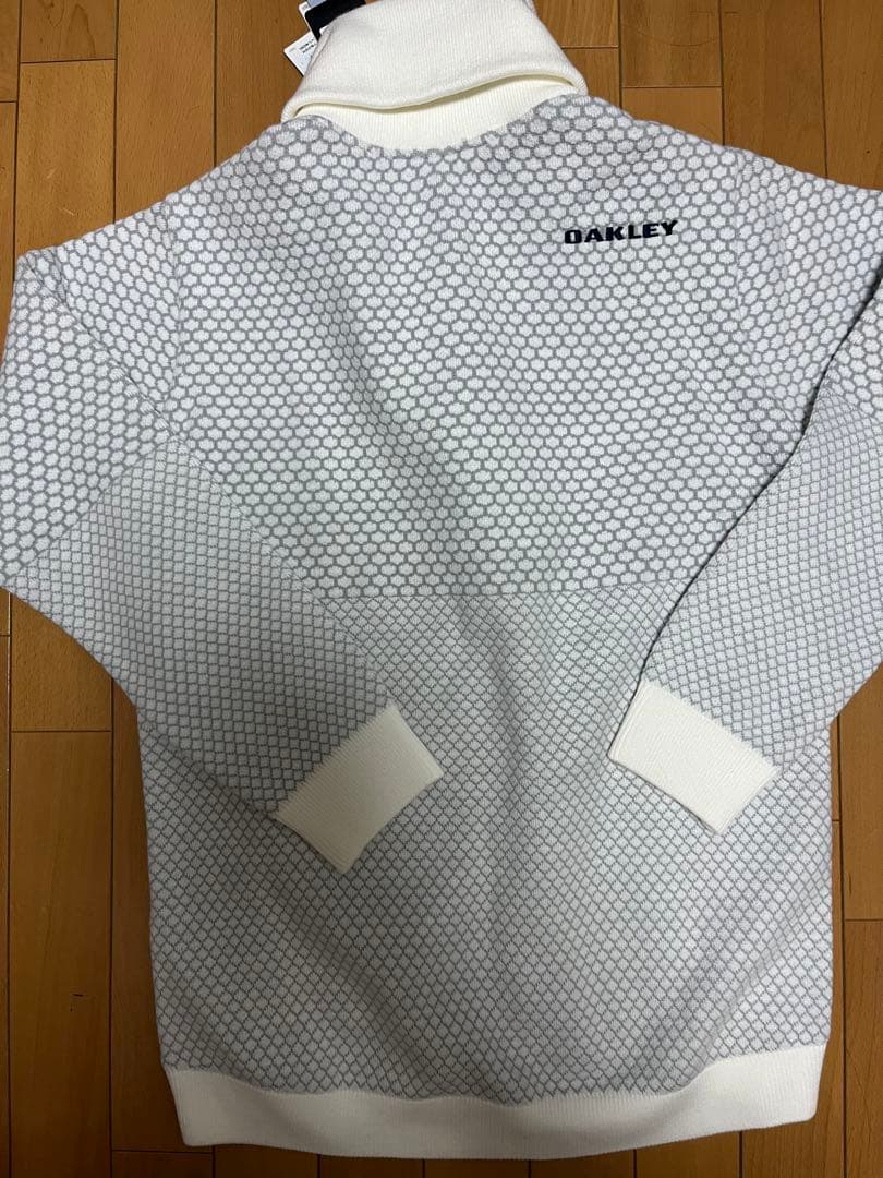 新品　白　M ゴルフ　オークリー OAKLEY ハイブリッド セーターブルゾン