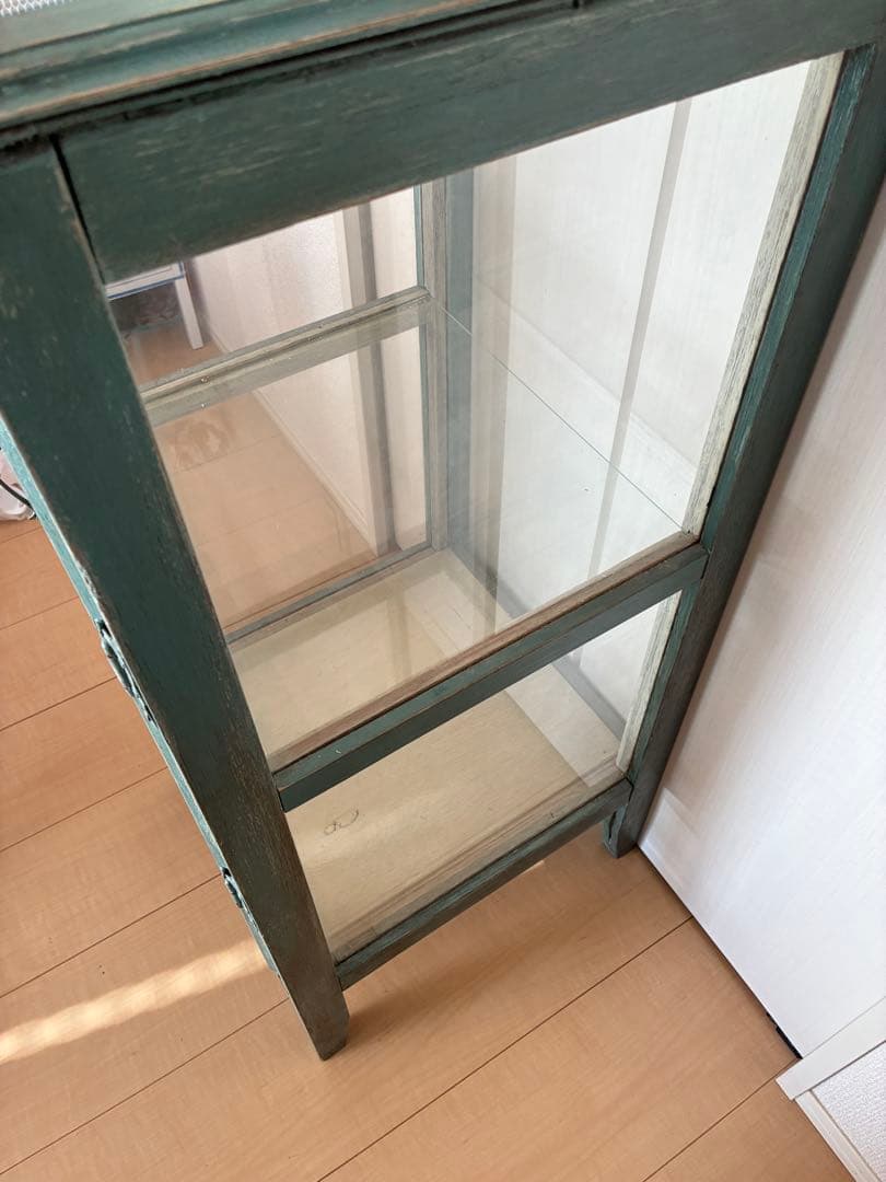 【期間限定SALE】ガラスのキャビネット　ヴィンテージ　アンティーク