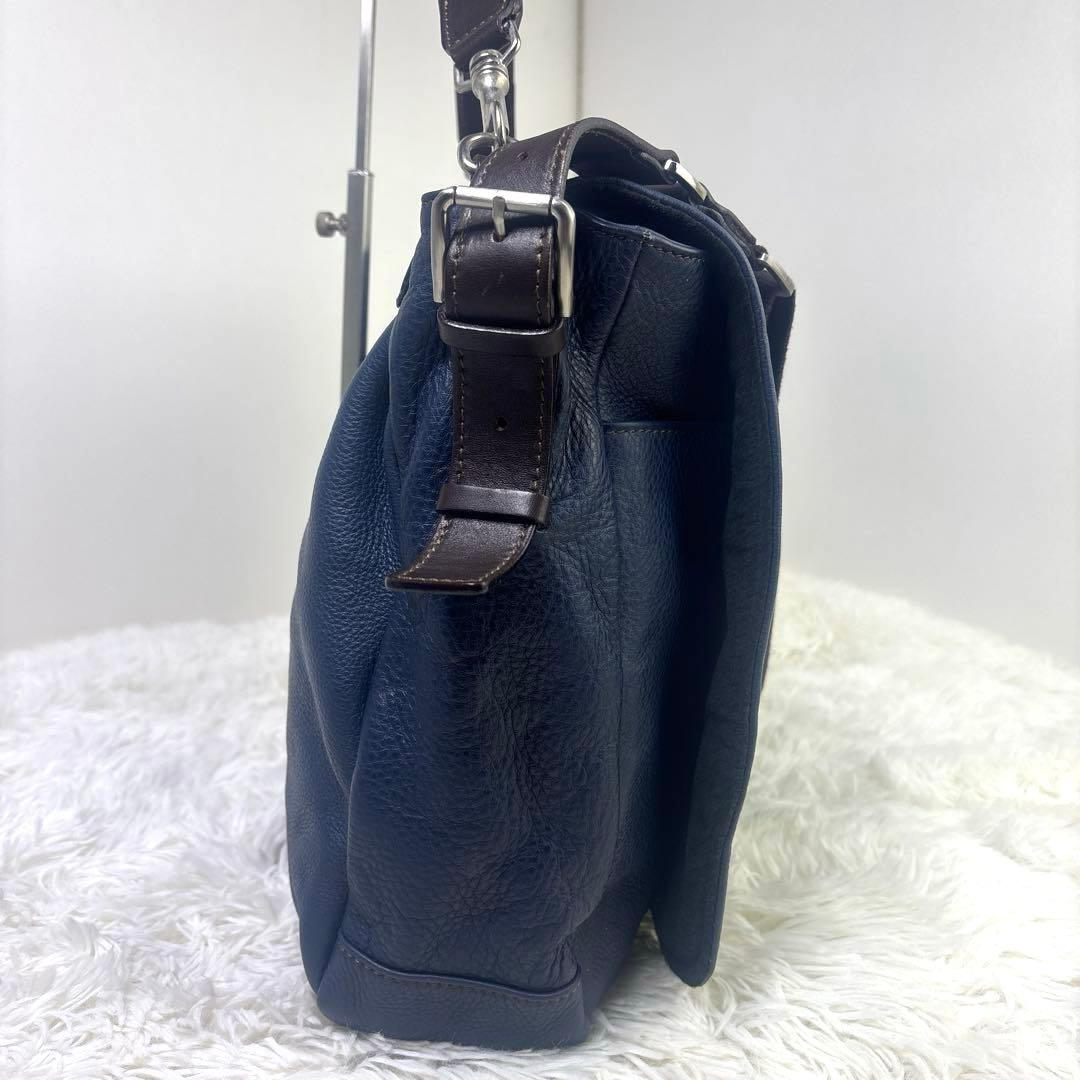 [美品] キアルージ　メッセンジャーバッグ　レザーシボ革　イタリア製　2way