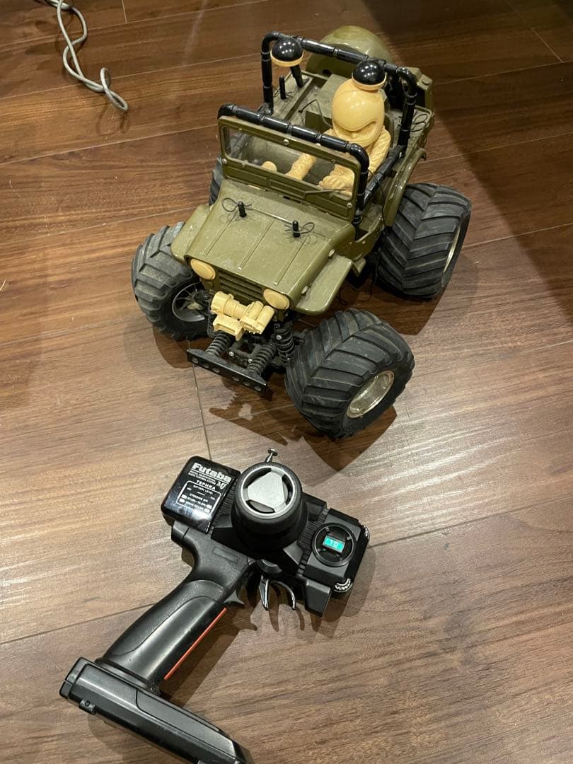 タミヤ？オフロードラジコンカー トリガー式リモコン付き　動作未確認