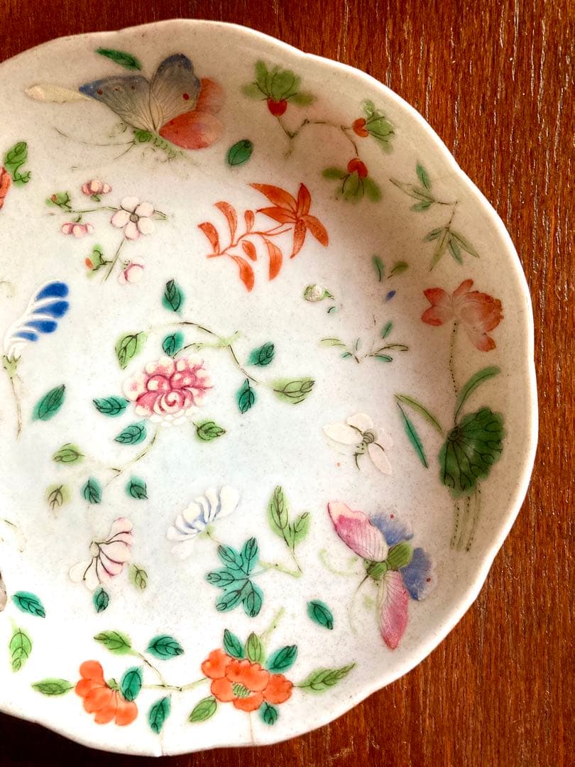 稀少　中国清代　骨董　色絵　輪花皿　中国古玩　アンティーク　唐物粉彩