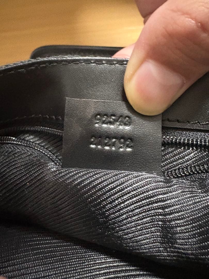 gucci ブラック GGパターン ボディバッグ ショルダーバッグ 美品
