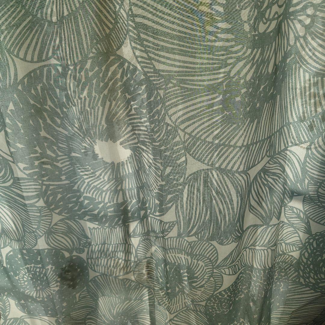 MARIMEKKO KURJENPOLVI グレー (廃番の生地)花柄 カーテン