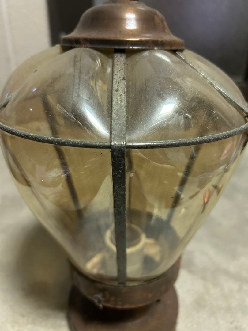 昭和レトロ　純喫茶　壁掛けでも天井でも　アンティーク　気球型ランプ