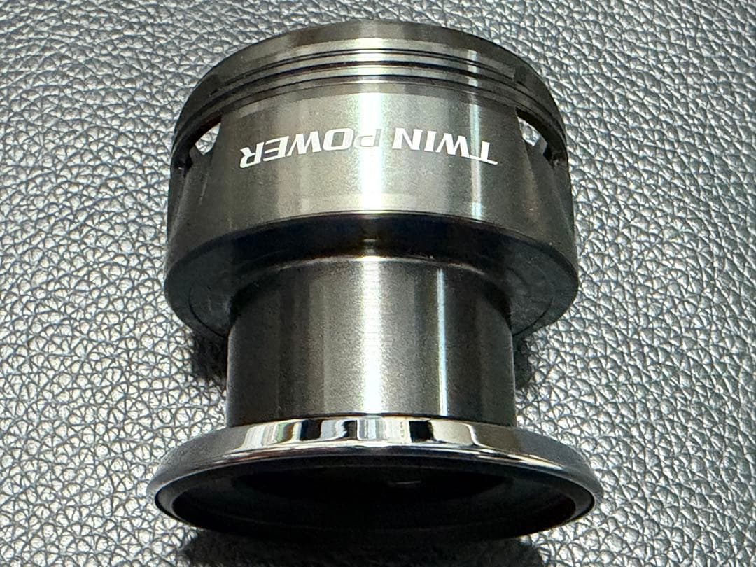 SHIMANO 24ツインパワー C3000XG スプール