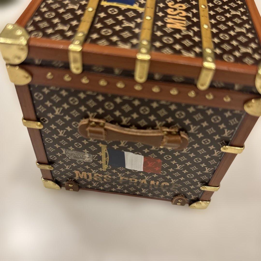 Louis Vuitton ルイヴィトン小型トランク型置物　ミスフランス