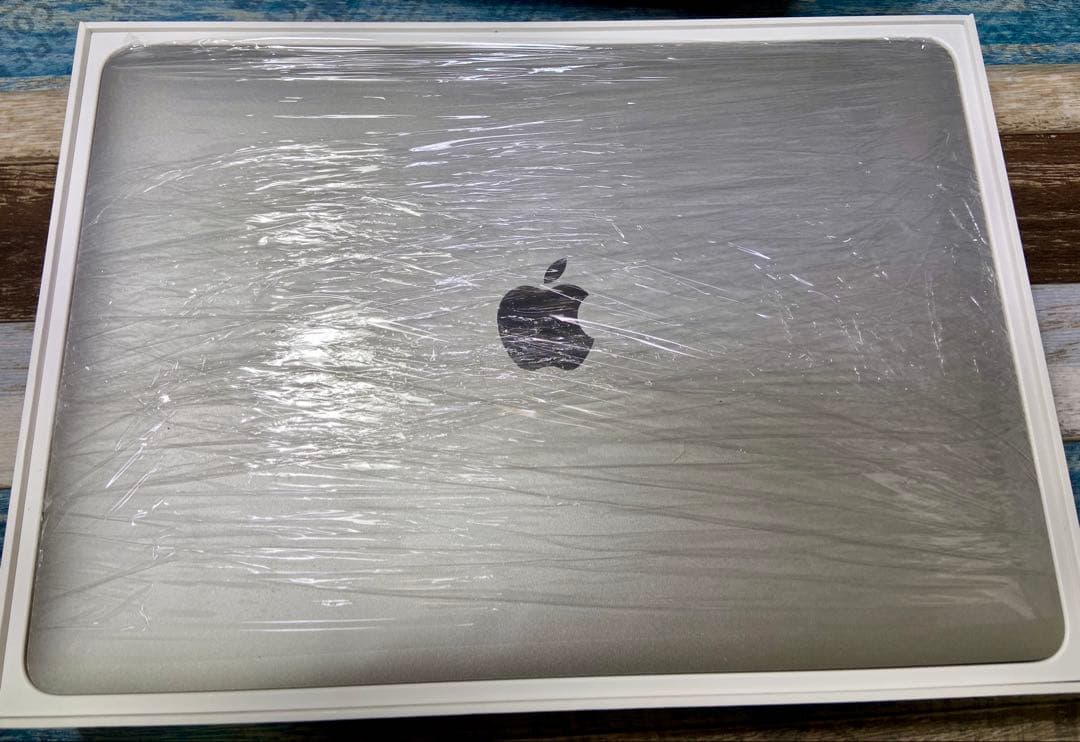 訳あり箱付MacBook Pro 2017 13インチ i5 8GB 128GB