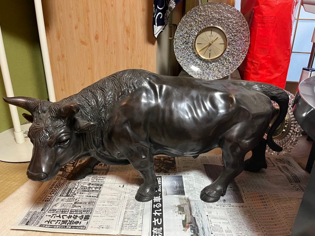 【希少大型】ブロンズ製 牛 置物 青銅 彫刻 美術品 インテリア オブジェ