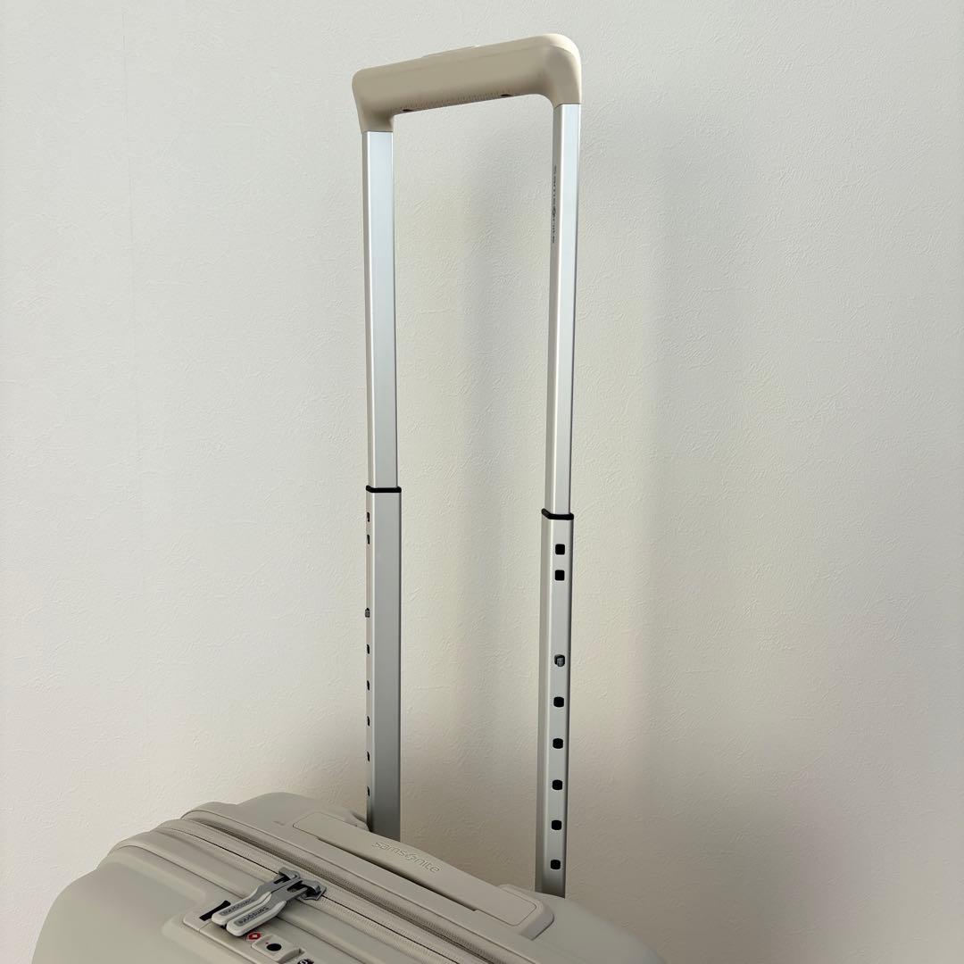 【新品】 サムソナイト Outline Pro Carry-On Spinner