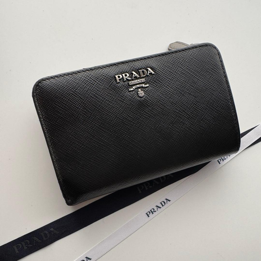 【美品】 252 PRADA プラダ 2つ折り財布