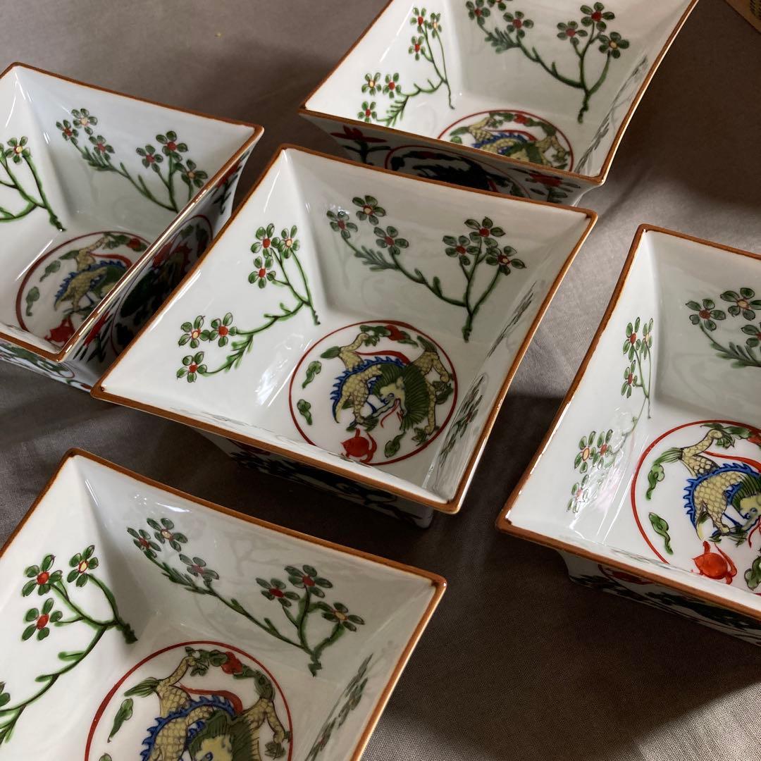 【源右衛門】古伊万里の伝統　日本の名窯　舘林源右衛門作　万暦風龍絵　菱形小鉢揃