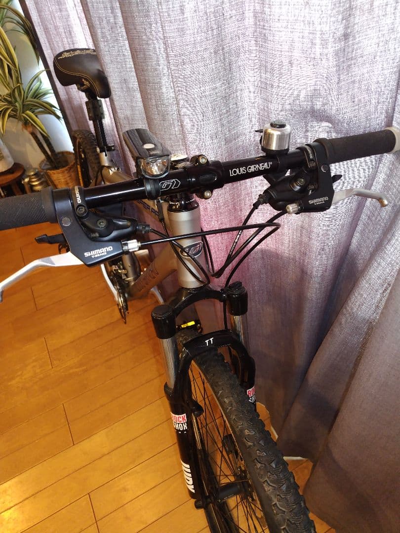 LOUIS GARNEAU マウンテンバイク 26インチ
