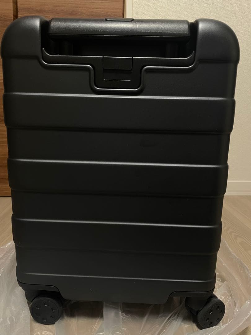 無印スーツケース 19リットル