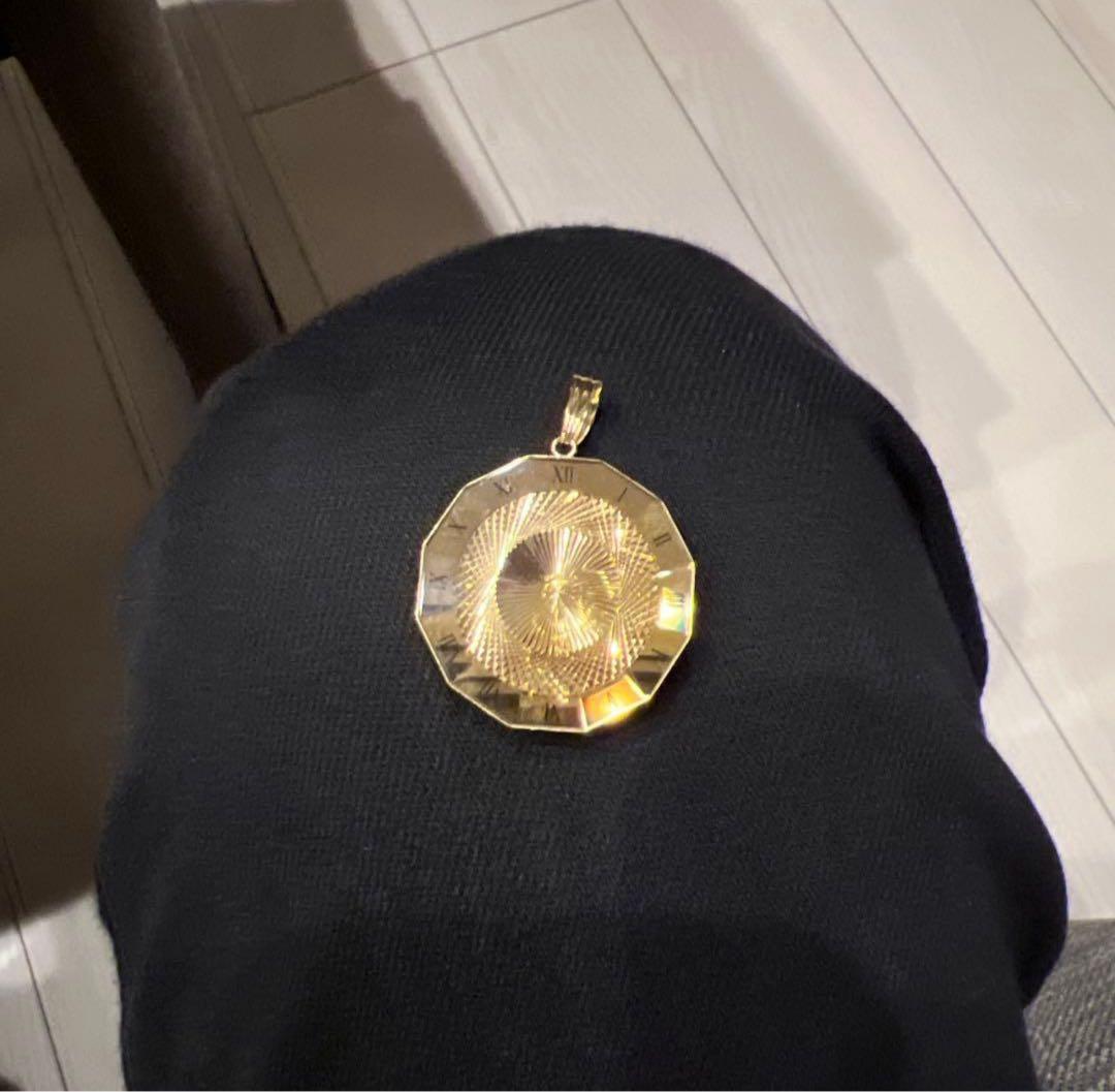 k18 喜平　ガラス付き　新古品　ネックレストップ