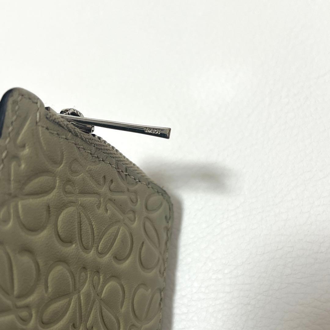 【美品 超人気モデル】ロエベ フラグメントケース リピートアナグラム ロゴ