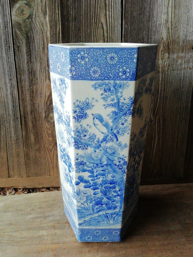 ♪昔の立ち火鉢、傘立て　瀬戸、染付花鳥