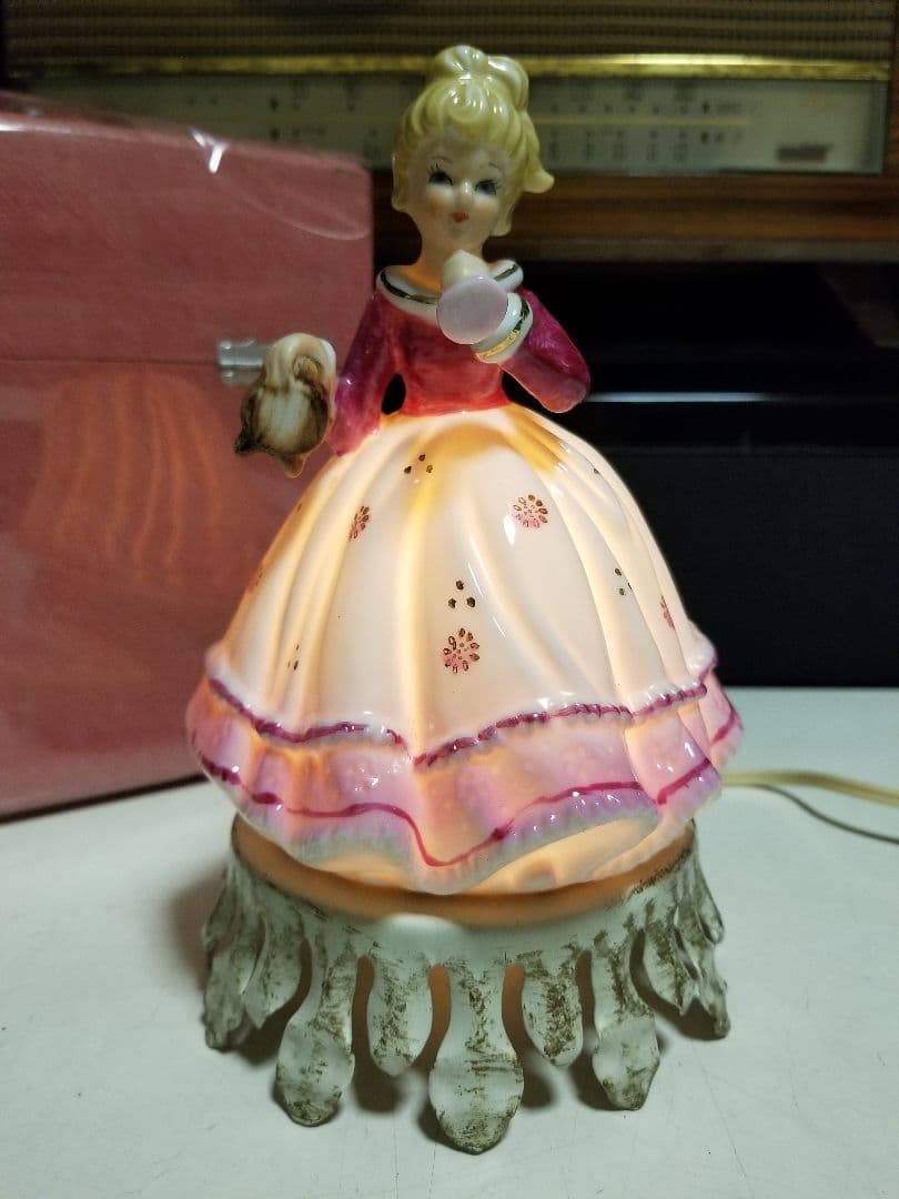 1970's　アラジン社　アメリカ製　陶器　リモージュ　レディドール　ランプ