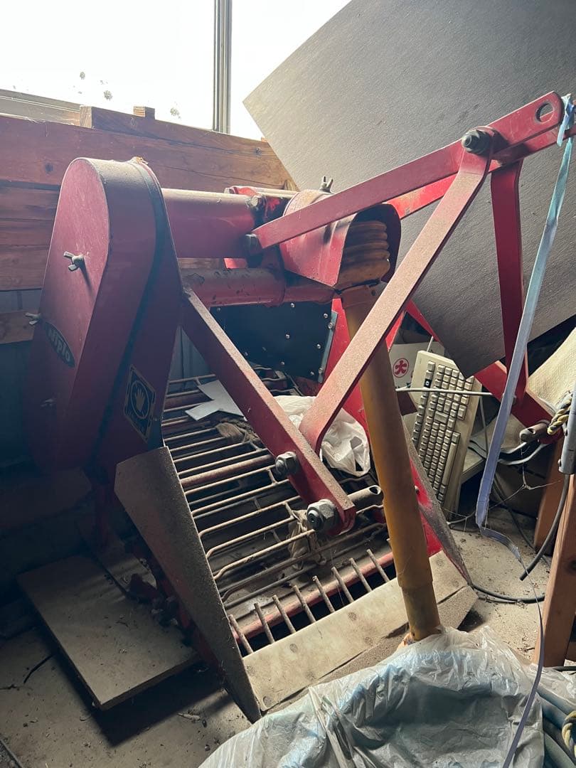 ニプロ　芋掘り機　D-552K