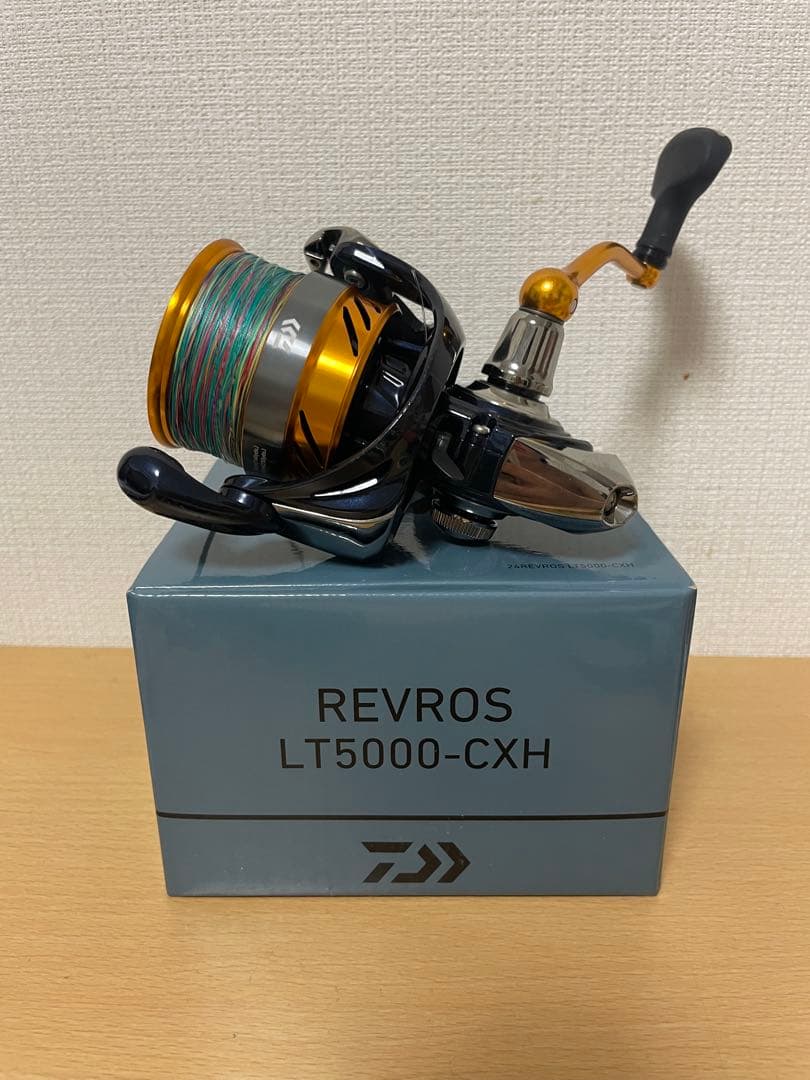 DAIWA REVROS LT5000-CXH フィッシングリール