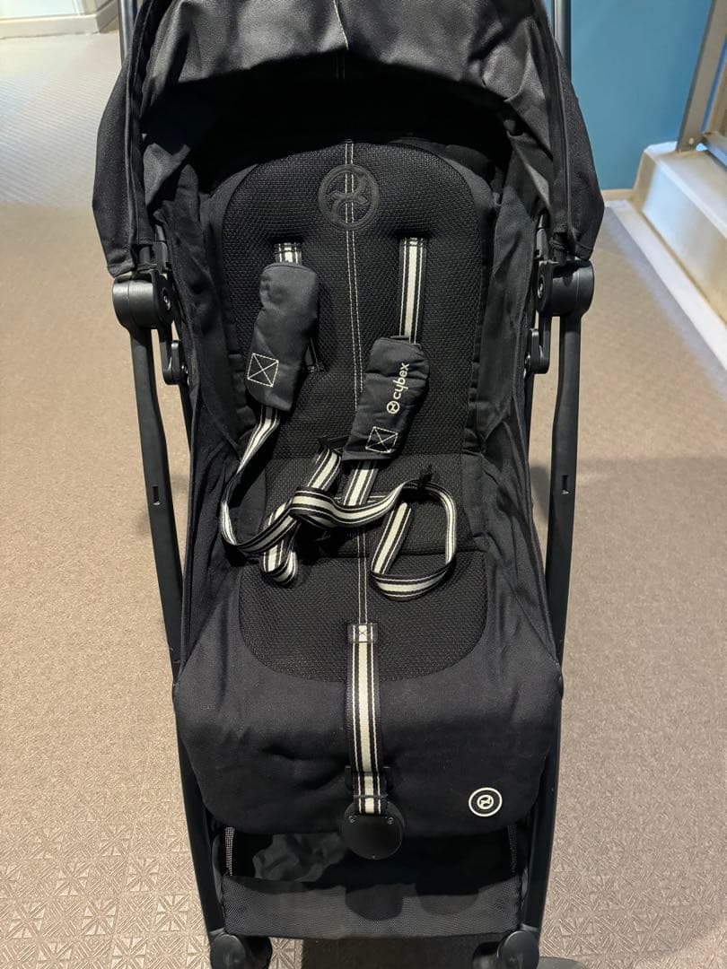 【美品】cybex LIBELLE ブラック軽量コンパ ベビーカー 23年モデル