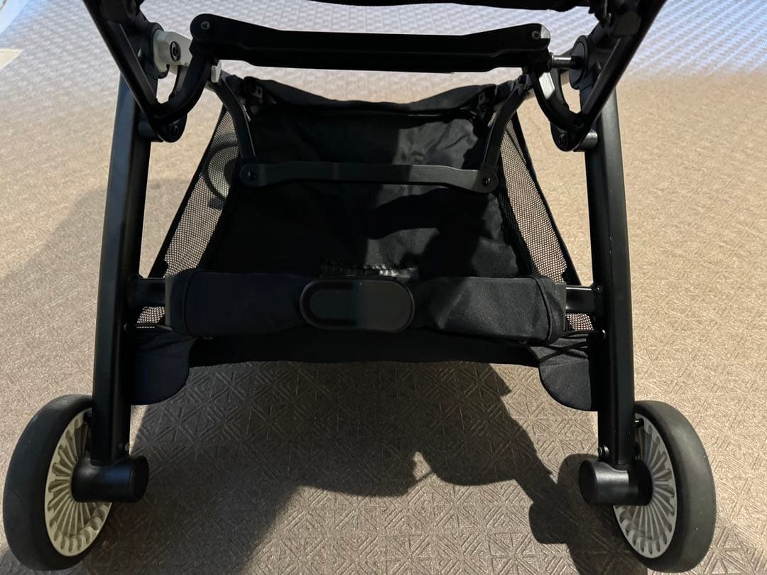 【美品】cybex LIBELLE ブラック軽量コンパ ベビーカー 23年モデル