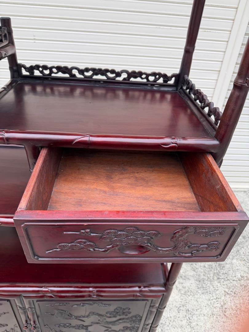 花梨 唐木 飾り棚 茶棚 レトロ 透かし彫り 彫刻 レア 高級