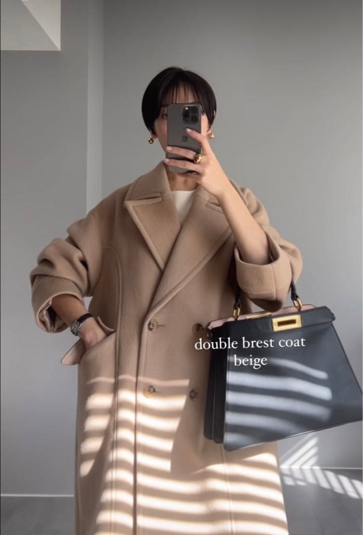 ダブルブレストコート ベージュ