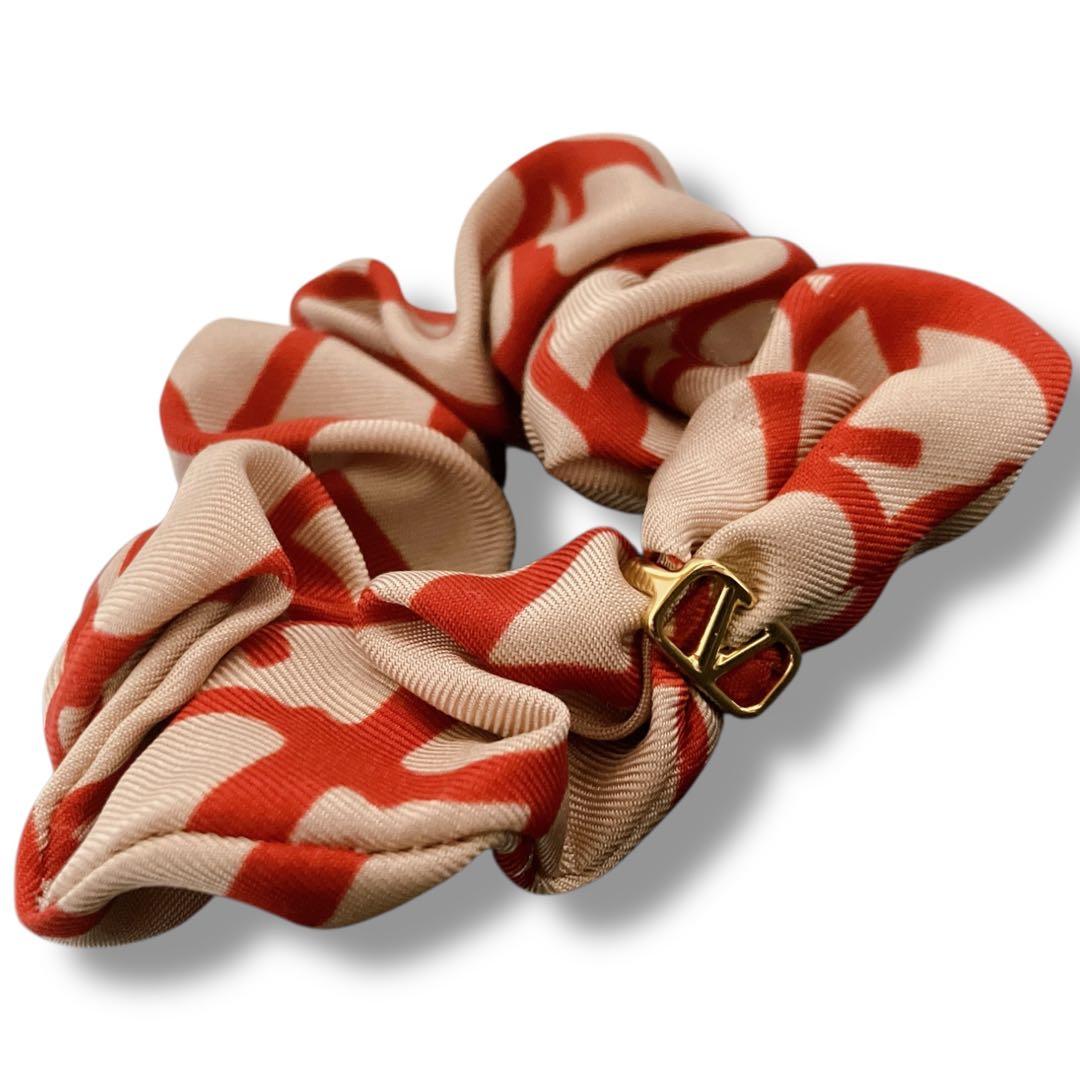 VALENTINO 良品 ゴールドV金具 ストライプ サテンシュシュ 2点セット