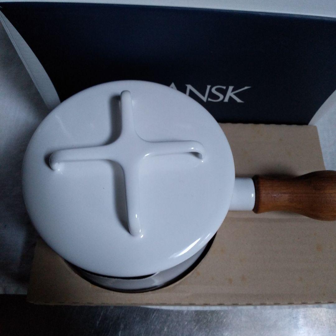 本日限定値引価格　新品未使用DANSK ホワイト 片手鍋 送料￥1050当方負担
