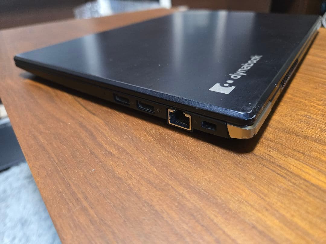 東芝　dynabook　G83/FR Corei7 16GB/256GB