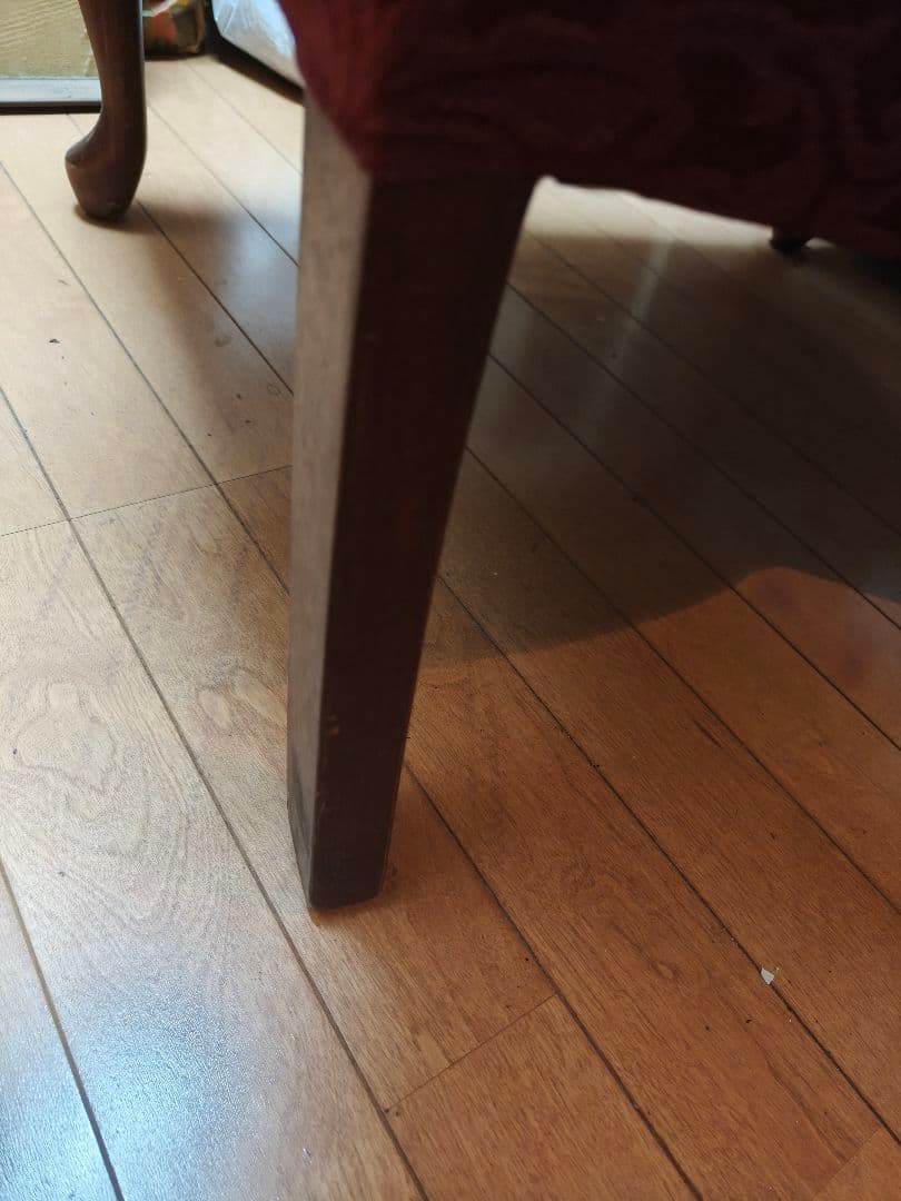 値下げました❗クラシック赤1人掛けソファ