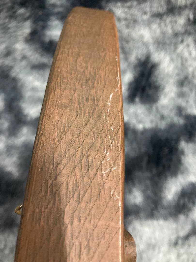 木製楕円形壁掛けミラー 花彫刻 ブリヂストン　ビーエスファミリーミラー