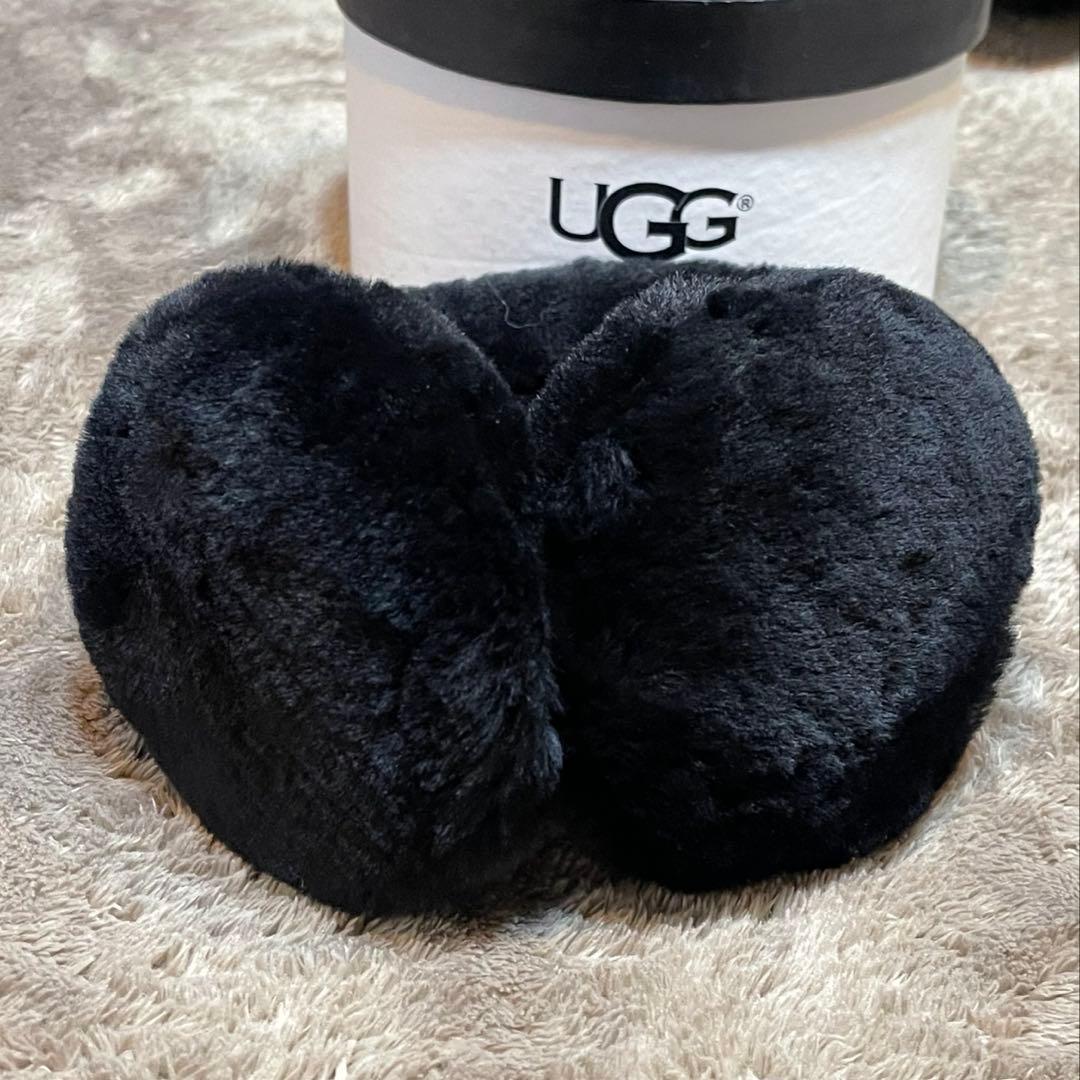 Kumiさま専用　UGG ブラックファー 耳あて