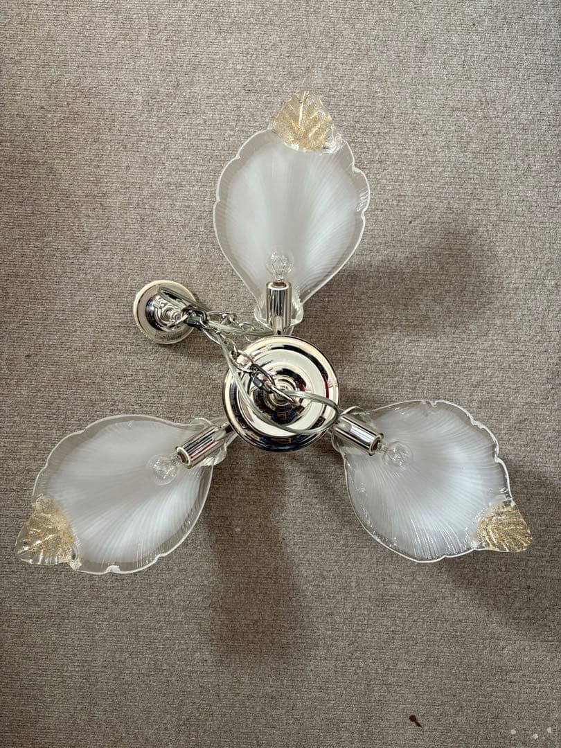 瀧住電機工業 タキズミ 3連シャンデリア 羽根シェード