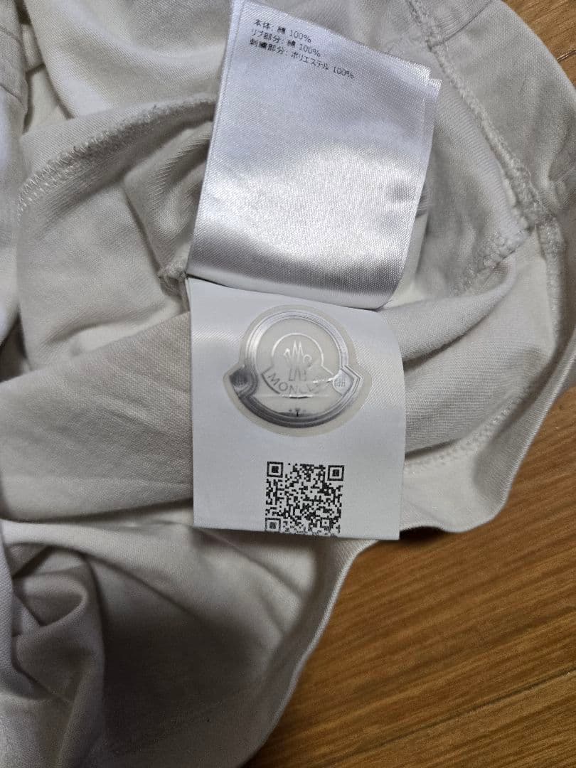MONCLER ホワイト Tシャツ Mサイズ