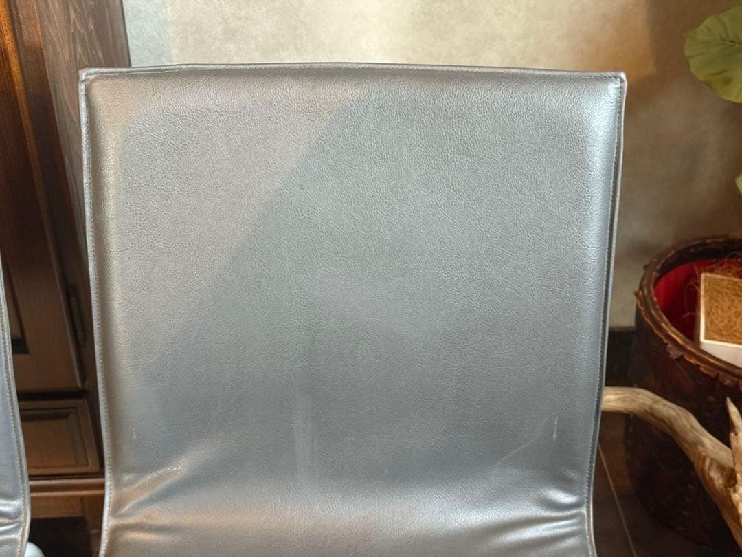 ①リーンロゼ　ligne roset ブラック　レザーチェア　2脚セット　YZ