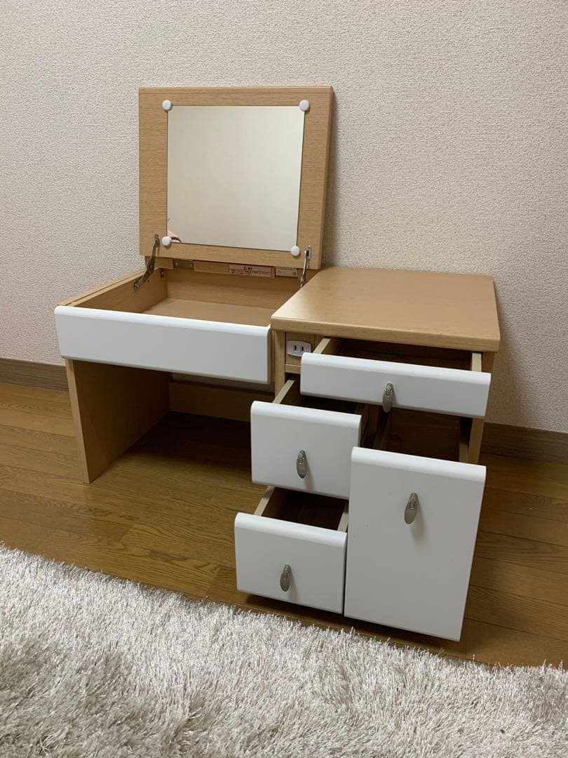 【最終値引き】ドレッサー(ロータイプ)化粧台