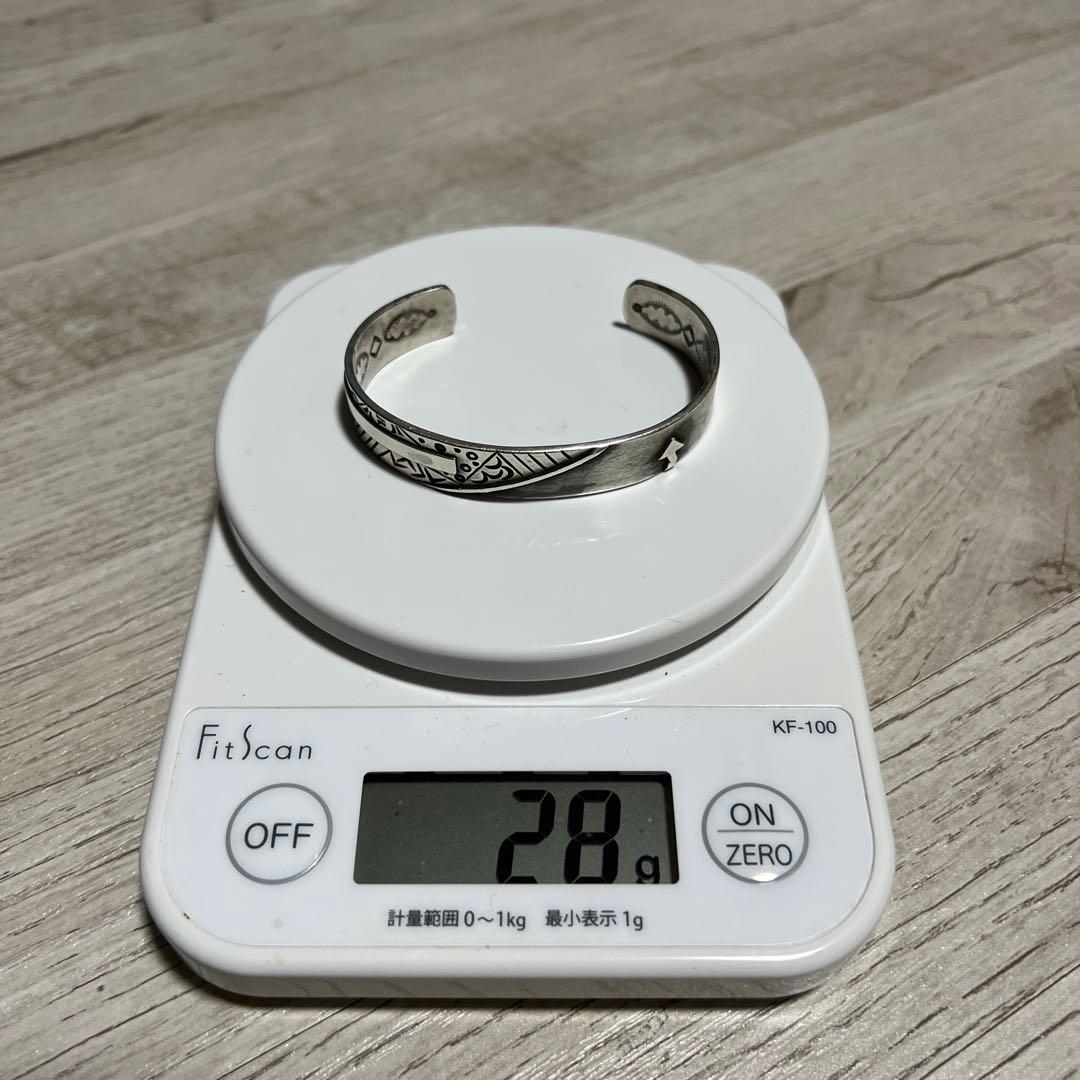 ナバホ族 マイケルローアンホース インディアンジュエリー バングル