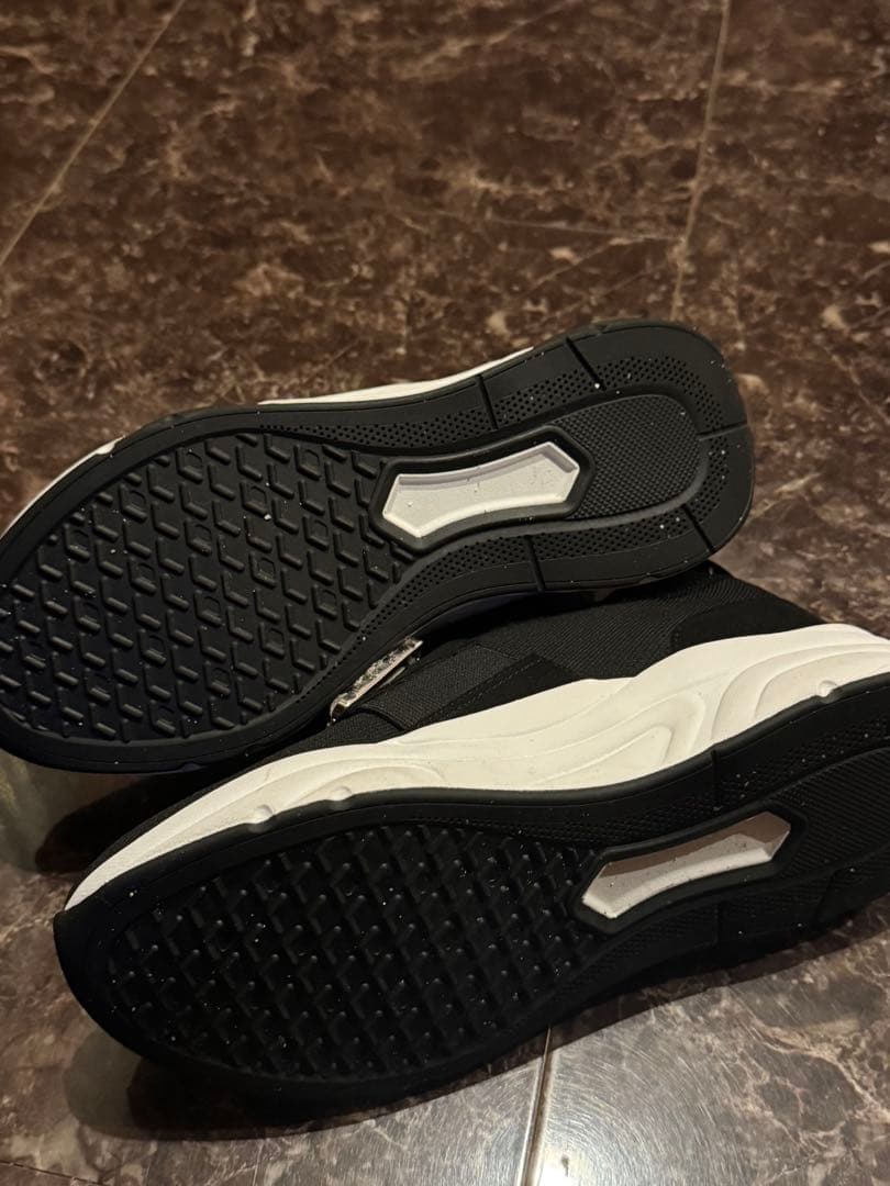 +diana クリスタルバックル　ニットソックススニーカー　ミッドカット丈