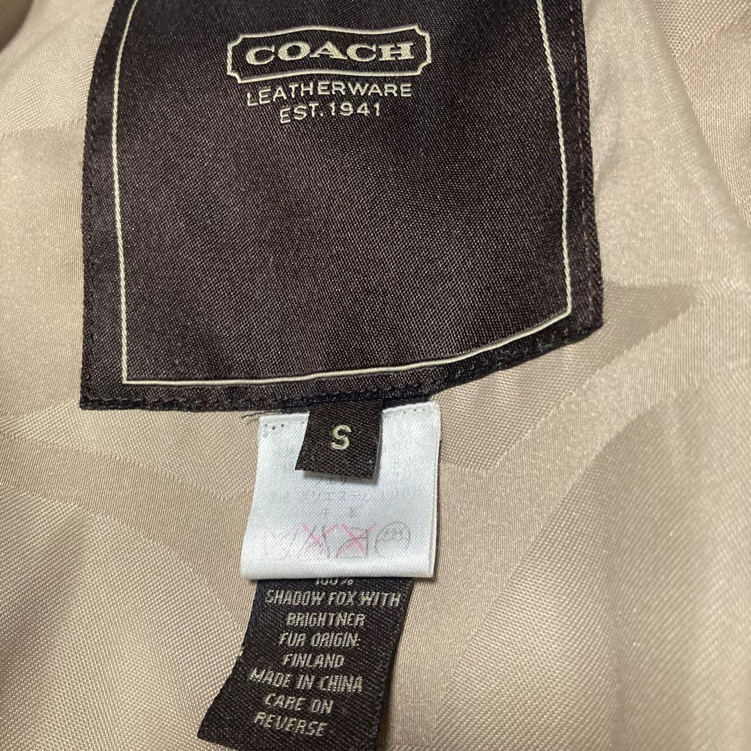COACH ダウンジャケット ファー付　アイボリー S　（日本サイズМ相当）
