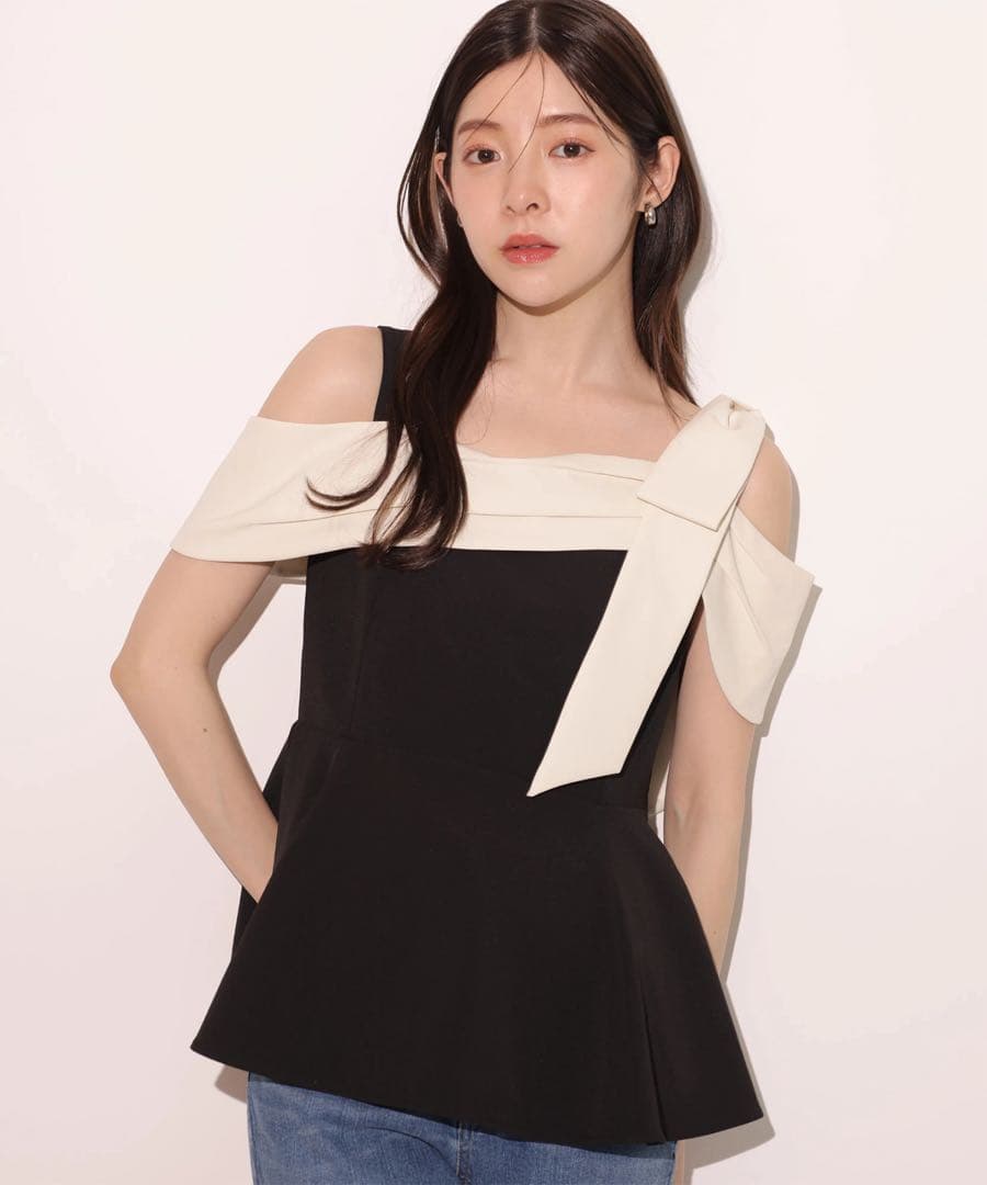 オフショルリボンペプラムトップス Mサイズ ブラックRirandture