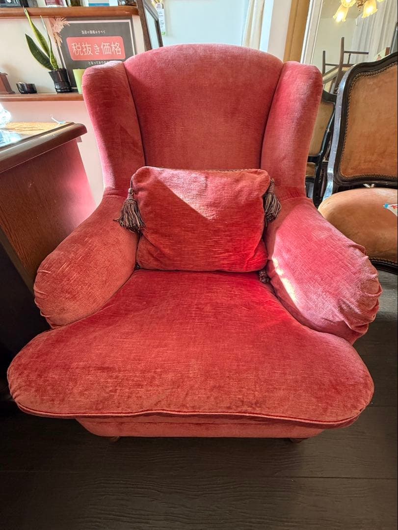 アンティーク 1人掛けソファ　レッド　ベルベット調 喫茶店レトロ　アームチェア