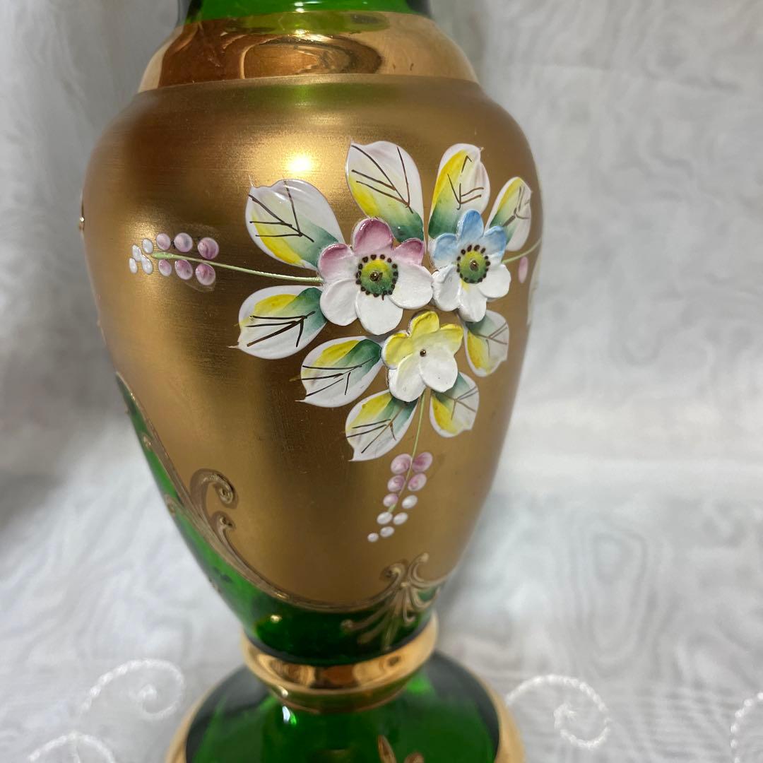 ベネチアングラス　花瓶　ハイエナメル　金彩　立体　グリーン　浮き彫り花　ムラーノ
