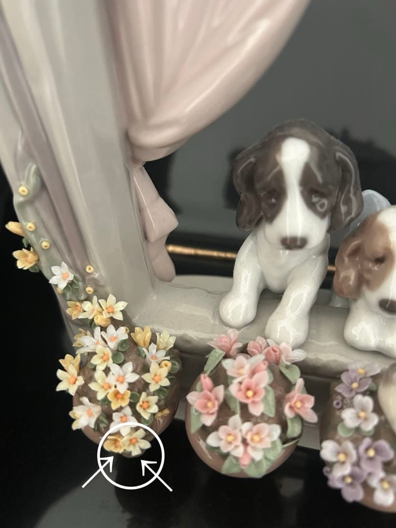 専用ガラスケース付　リヤドロ　可愛い眺め　犬