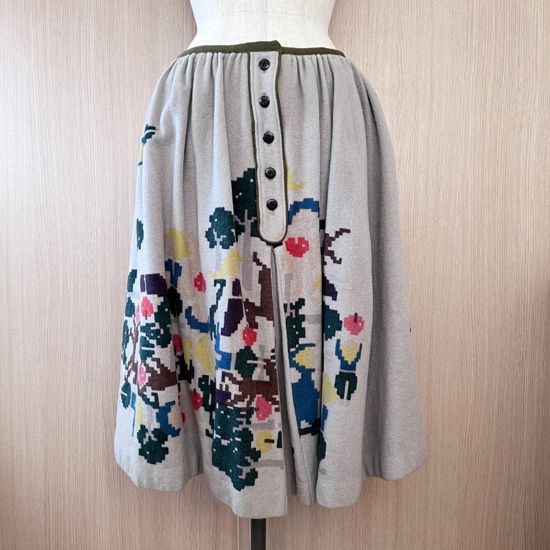 ミナペルホネン 膝下丈スカート