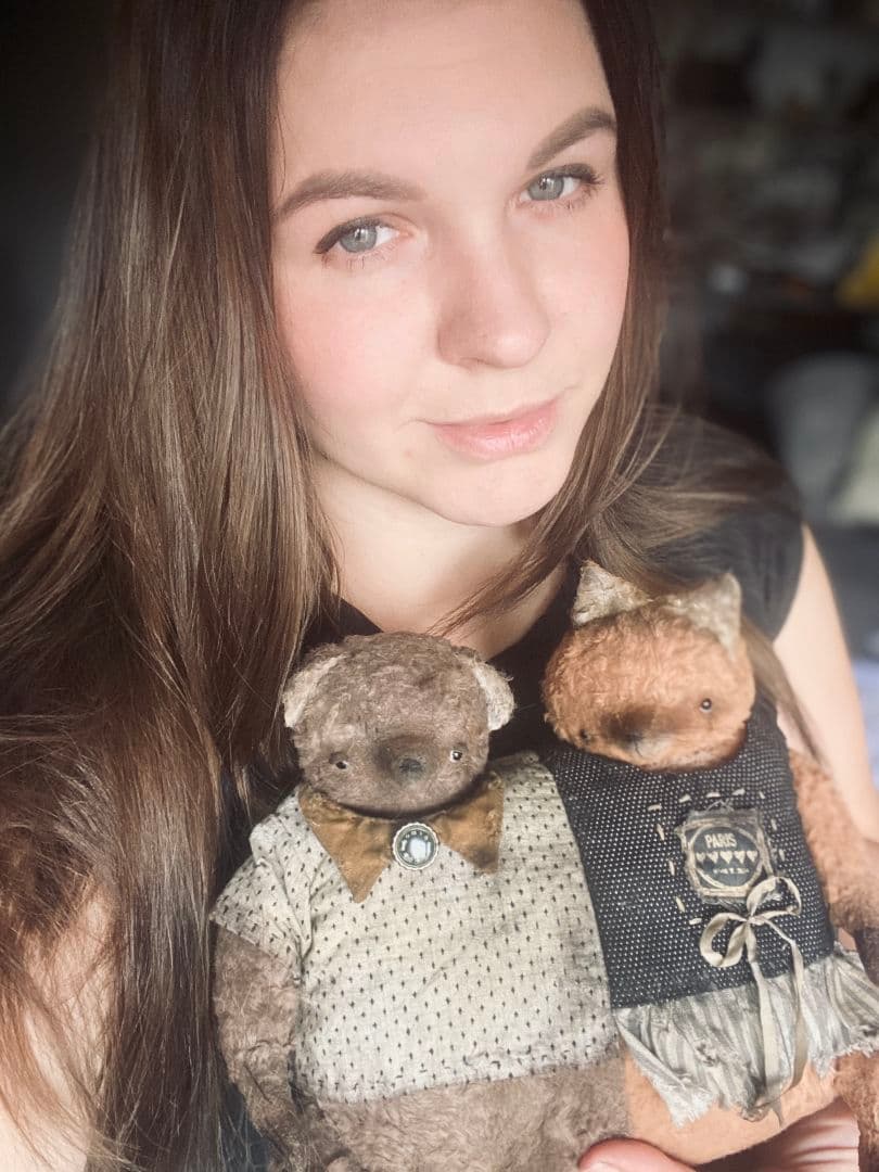 ナタリーイエサバ製作　　不思議なダブルベア