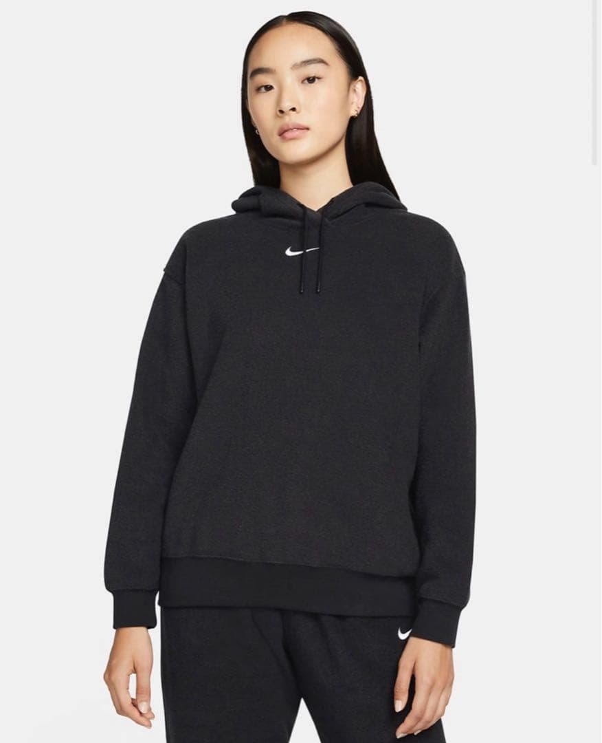 NIKE エッセンシャル プラッシュ スポーツウェア