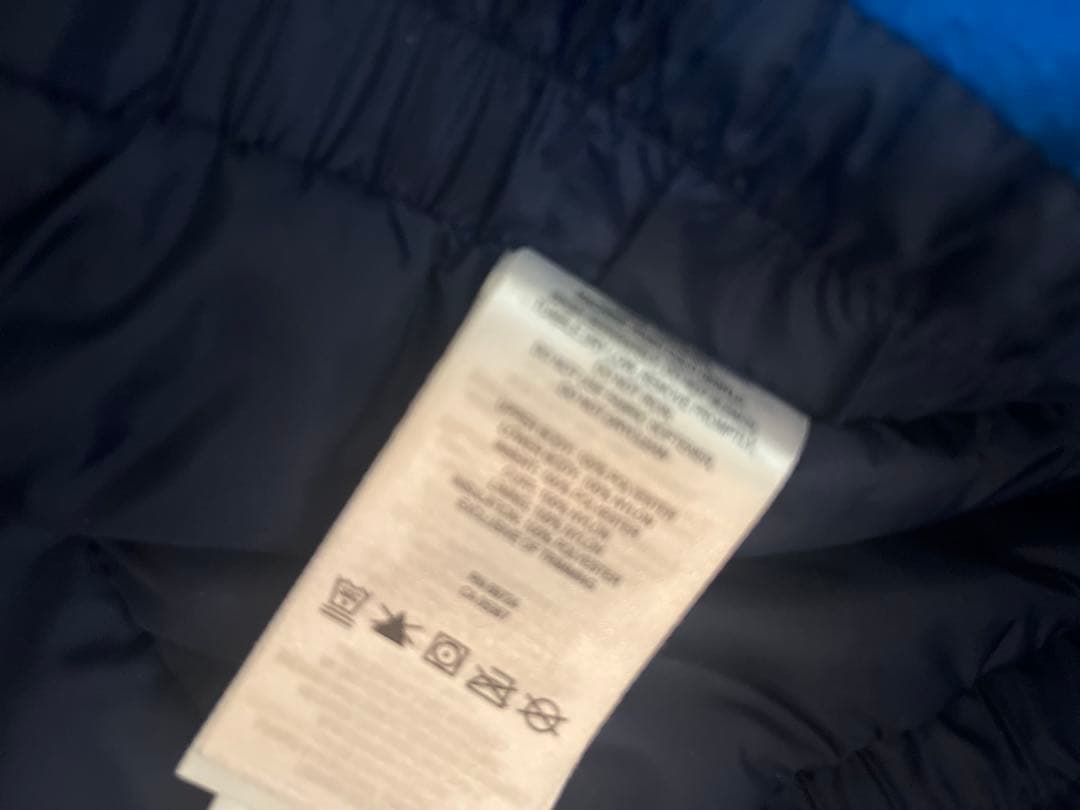 超美品　コロンビア　スキーウェア　キッズ　3T 幾何学柄