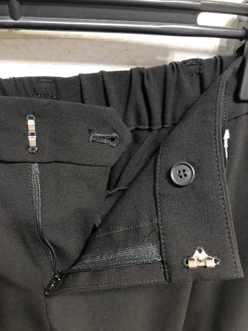 新品☆6Lテーパードパンツスーツ黒系無地ストレッチお仕事フォーマル〇D383